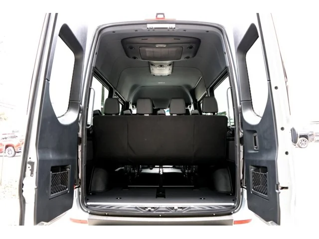 Nuevos MERCEDES-BENZ SPRINTER PASSENGER VAN à Estados chez autogozo