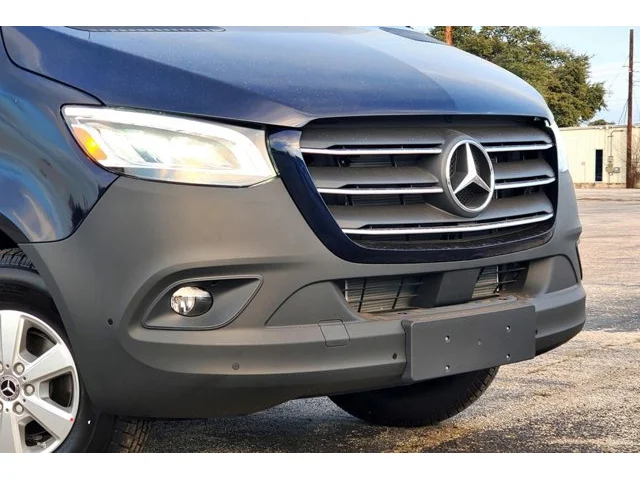 Nuevos MERCEDES-BENZ SPRINTER PASSENGER VAN à Estados chez autogozo