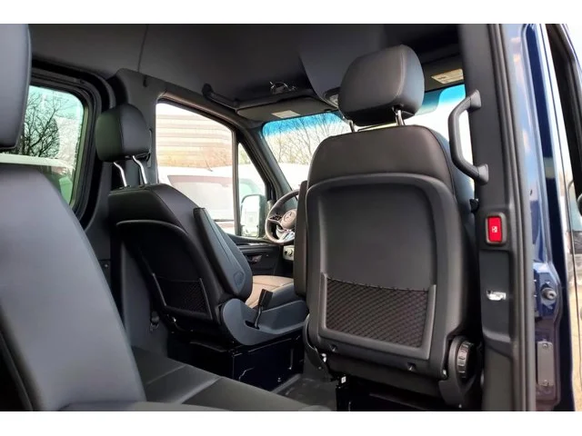 Nuevos MERCEDES-BENZ SPRINTER PASSENGER VAN à Estados chez autogozo