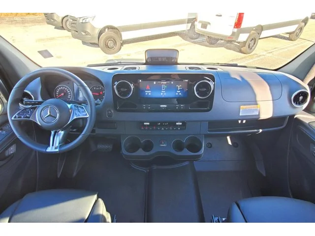 Nuevos MERCEDES-BENZ SPRINTER PASSENGER VAN à Estados chez autogozo