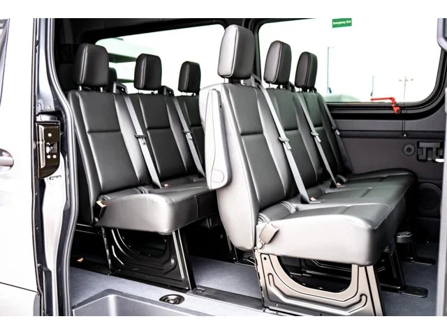 Nuevos MERCEDES-BENZ SPRINTER PASSENGER VAN à Estados chez autogozo