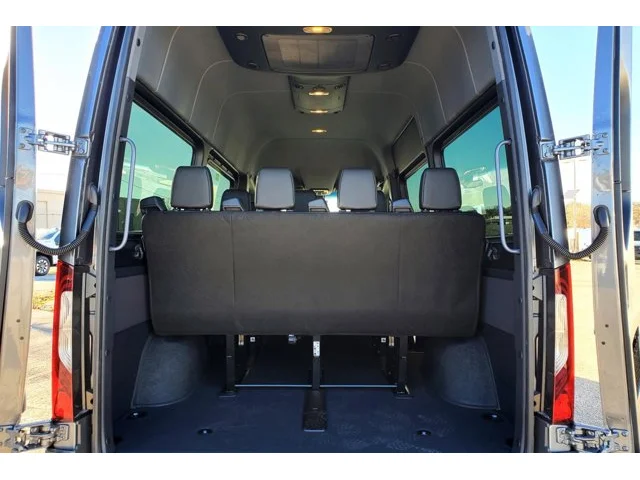Nuevos MERCEDES-BENZ SPRINTER PASSENGER VAN à Estados chez autogozo