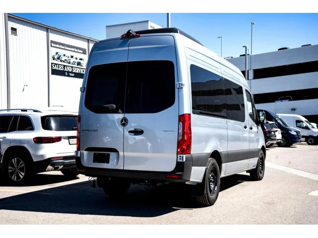 Nuevos MERCEDES-BENZ SPRINTER PASSENGER VAN à Estados chez autogozo