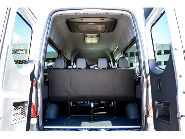 Nuevos MERCEDES-BENZ SPRINTER PASSENGER VAN à Estados chez autogozo