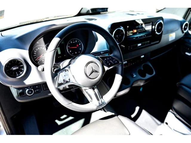 Nuevos MERCEDES-BENZ SPRINTER PASSENGER VAN à Estados chez autogozo