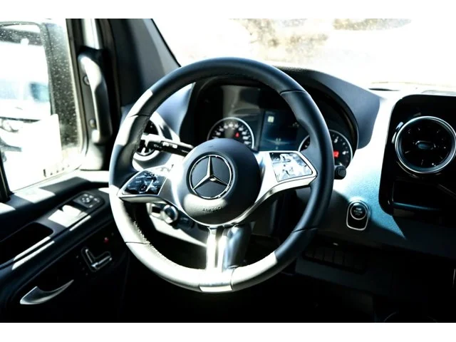 Nuevos MERCEDES-BENZ SPRINTER PASSENGER VAN à Estados chez autogozo