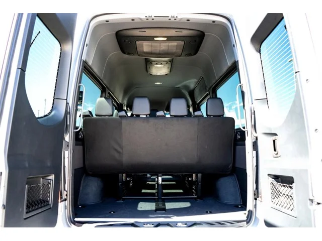 Nuevos MERCEDES-BENZ SPRINTER PASSENGER VAN à Estados chez autogozo