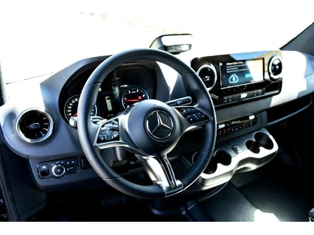 Nuevos MERCEDES-BENZ SPRINTER PASSENGER VAN à Estados chez autogozo