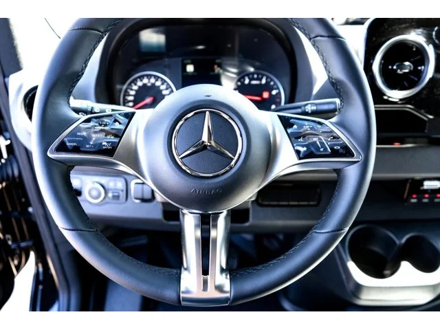 Nuevos MERCEDES-BENZ SPRINTER PASSENGER VAN à Estados chez autogozo