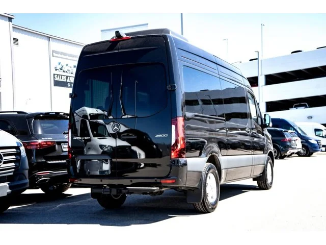 Nuevos MERCEDES-BENZ SPRINTER PASSENGER VAN à Estados chez autogozo