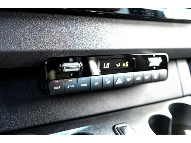 Nuevos MERCEDES-BENZ SPRINTER PASSENGER VAN à Estados chez autogozo