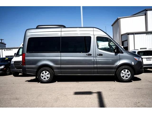 Nuevos MERCEDES-BENZ SPRINTER PASSENGER VAN à Estados chez autogozo