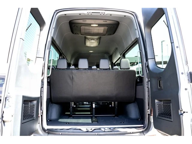 Nuevos MERCEDES-BENZ SPRINTER PASSENGER VAN à Estados chez autogozo