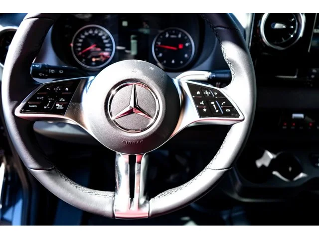 Nuevos MERCEDES-BENZ SPRINTER PASSENGER VAN à Estados chez autogozo