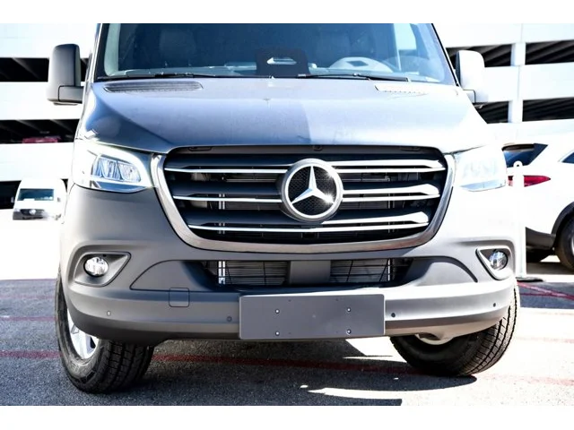 Nuevos MERCEDES-BENZ SPRINTER PASSENGER VAN à Estados chez autogozo