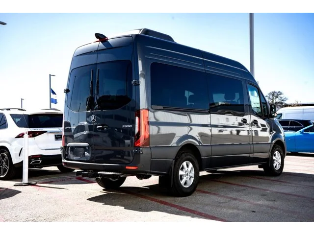Nuevos MERCEDES-BENZ SPRINTER PASSENGER VAN à Estados chez autogozo