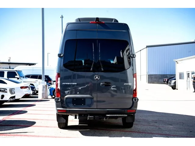 Nuevos MERCEDES-BENZ SPRINTER PASSENGER VAN à Estados chez autogozo