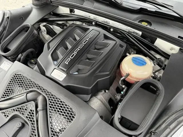 SEMINUEVOS PORSCHE Macan a Estados en autogozo