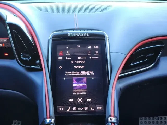 SEMINUEVOS FERRARI Roma a Estados en autogozo