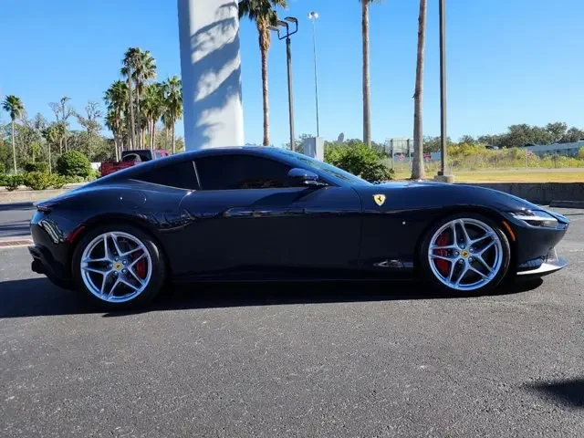SEMINUEVOS FERRARI Roma a Estados en autogozo