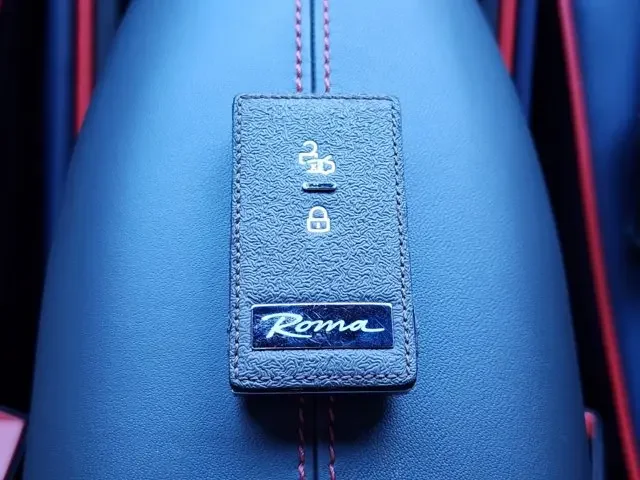SEMINUEVOS FERRARI Roma a Estados en autogozo