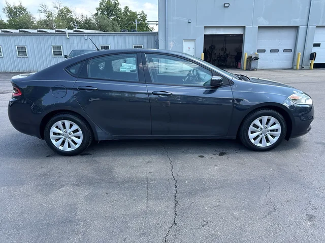 SEMINUEVOS DODGE Dart a Estados en autogozo