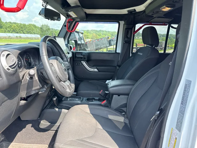 SEMINUEVOS JEEP Wrangler Unlimited at Matthews in Liberty Buick GMC