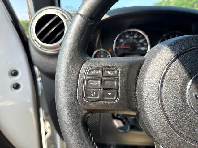 SEMINUEVOS JEEP Wrangler Unlimited at Matthews in Liberty Buick GMC