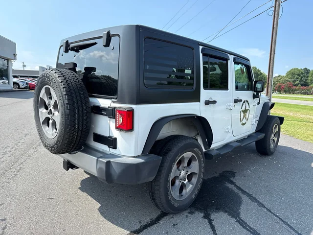 SEMINUEVOS JEEP Wrangler Unlimited at Matthews in Liberty Buick GMC