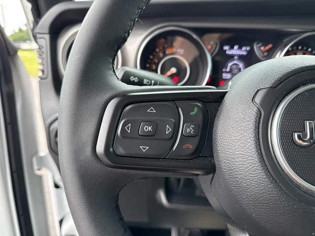 SEMINUEVOS JEEP Wrangler at Mt Airy in Mount Airy Toyota