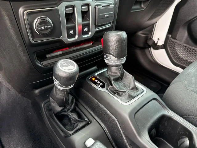 SEMINUEVOS JEEP Wrangler at Mt Airy in Mount Airy Toyota