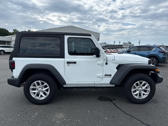 SEMINUEVOS JEEP Wrangler at Mt Airy in Mount Airy Toyota