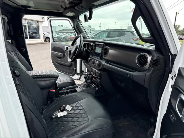 SEMINUEVOS JEEP Wrangler at Matthews in Liberty Buick GMC