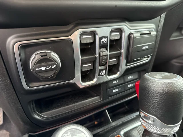 SEMINUEVOS JEEP Wrangler at Matthews in Liberty Buick GMC