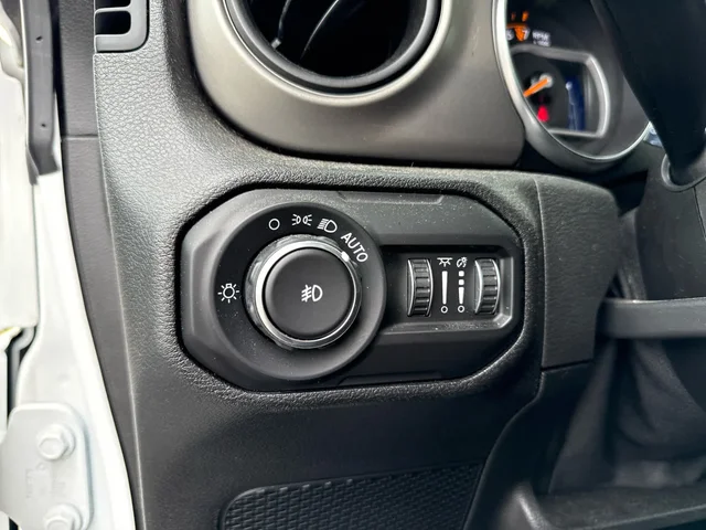 SEMINUEVOS JEEP Wrangler at Matthews in Liberty Buick GMC