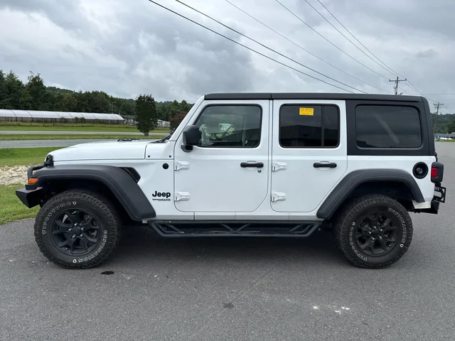 SEMINUEVOS JEEP Wrangler at Matthews in Liberty Buick GMC