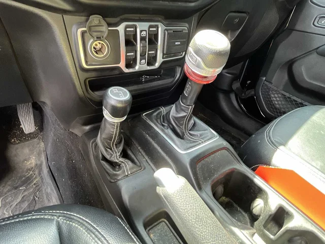 SEMINUEVOS JEEP Wrangler Unlimited at Matthews in Liberty Buick GMC