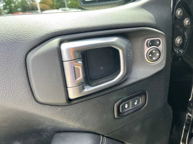 SEMINUEVOS JEEP Wrangler Unlimited at Matthews in Liberty Buick GMC