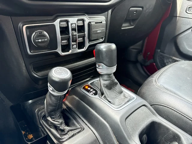 SEMINUEVOS JEEP Wrangler at Matthews in Liberty Buick GMC