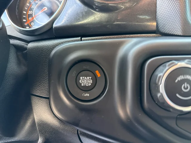 SEMINUEVOS JEEP Wrangler at Matthews in Liberty Buick GMC