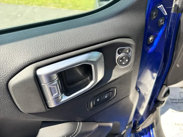 SEMINUEVOS JEEP Wrangler Unlimited at Matthews in Liberty Buick GMC