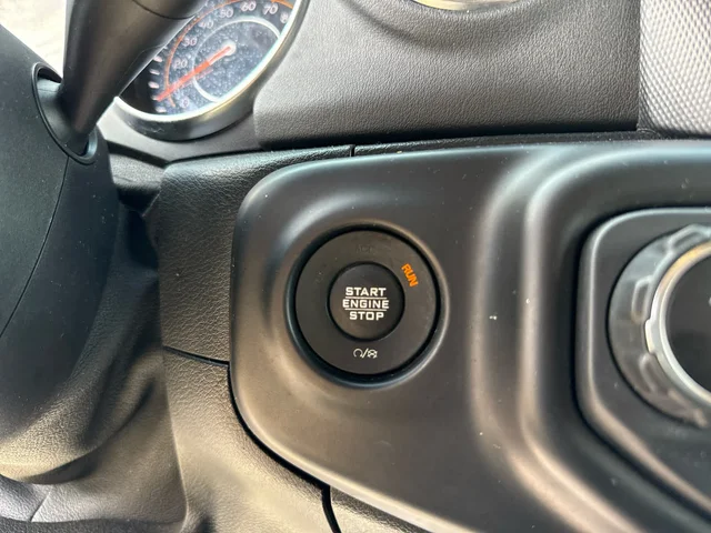 SEMINUEVOS JEEP Wrangler Unlimited at Matthews in Liberty Buick GMC