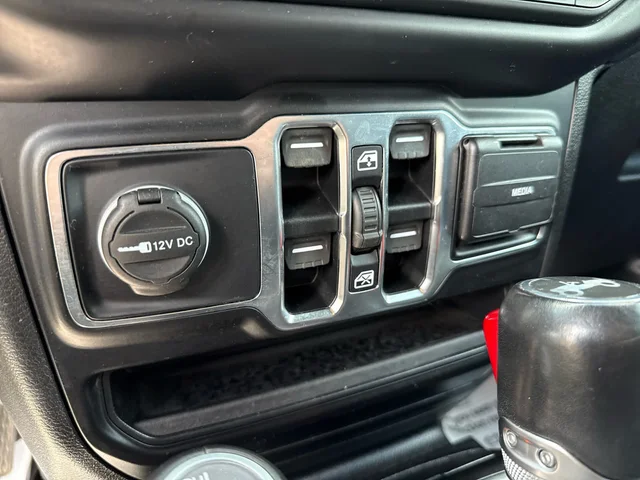 SEMINUEVOS JEEP Wrangler Unlimited at Matthews in Liberty Buick GMC