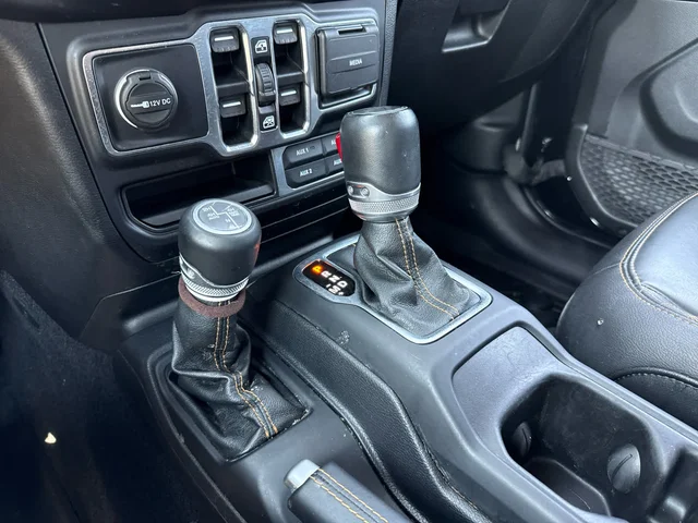 SEMINUEVOS JEEP Wrangler at Matthews in Liberty Buick GMC