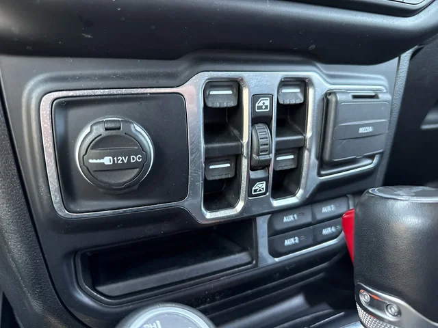 SEMINUEVOS JEEP Wrangler at Matthews in Liberty Buick GMC