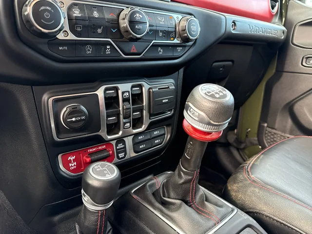 SEMINUEVOS JEEP Wrangler at Matthews in Liberty Buick GMC