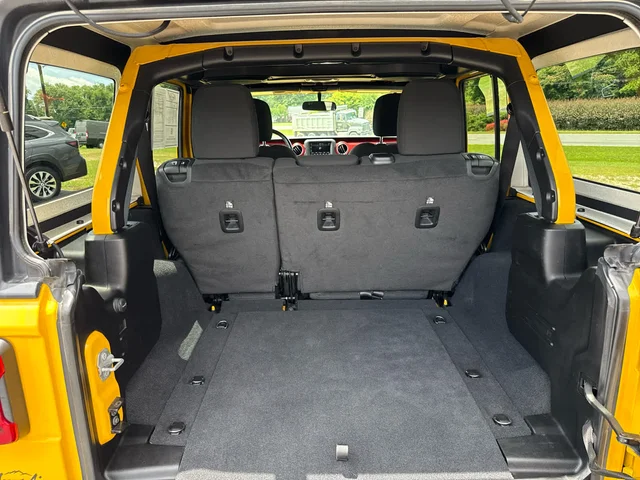 SEMINUEVOS JEEP Wrangler Unlimited at Mt Airy in Mount Airy Toyota