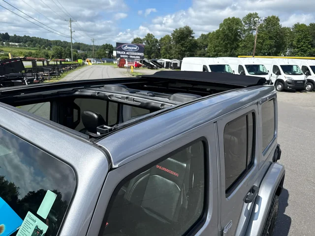 SEMINUEVOS JEEP Wrangler at Matthews in Liberty Buick GMC