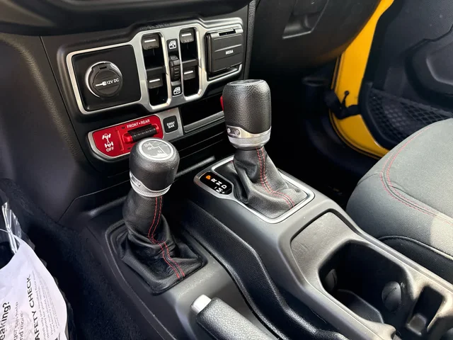 SEMINUEVOS JEEP Wrangler Unlimited at Matthews in Liberty Buick GMC