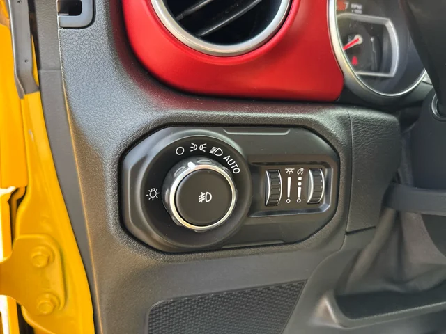 SEMINUEVOS JEEP Wrangler Unlimited at Matthews in Liberty Buick GMC